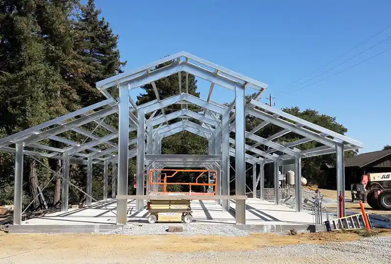 constructing a steel building kit