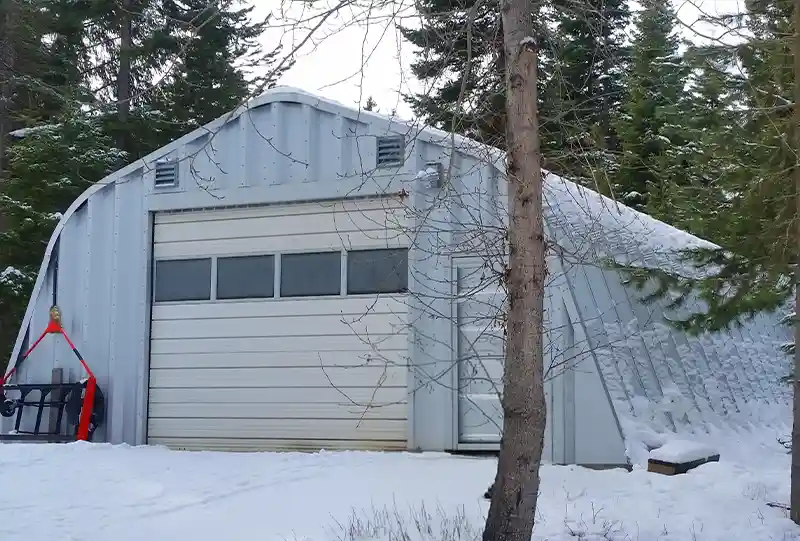 5 Popular Types of Prefab Metal Buildings for the Winter